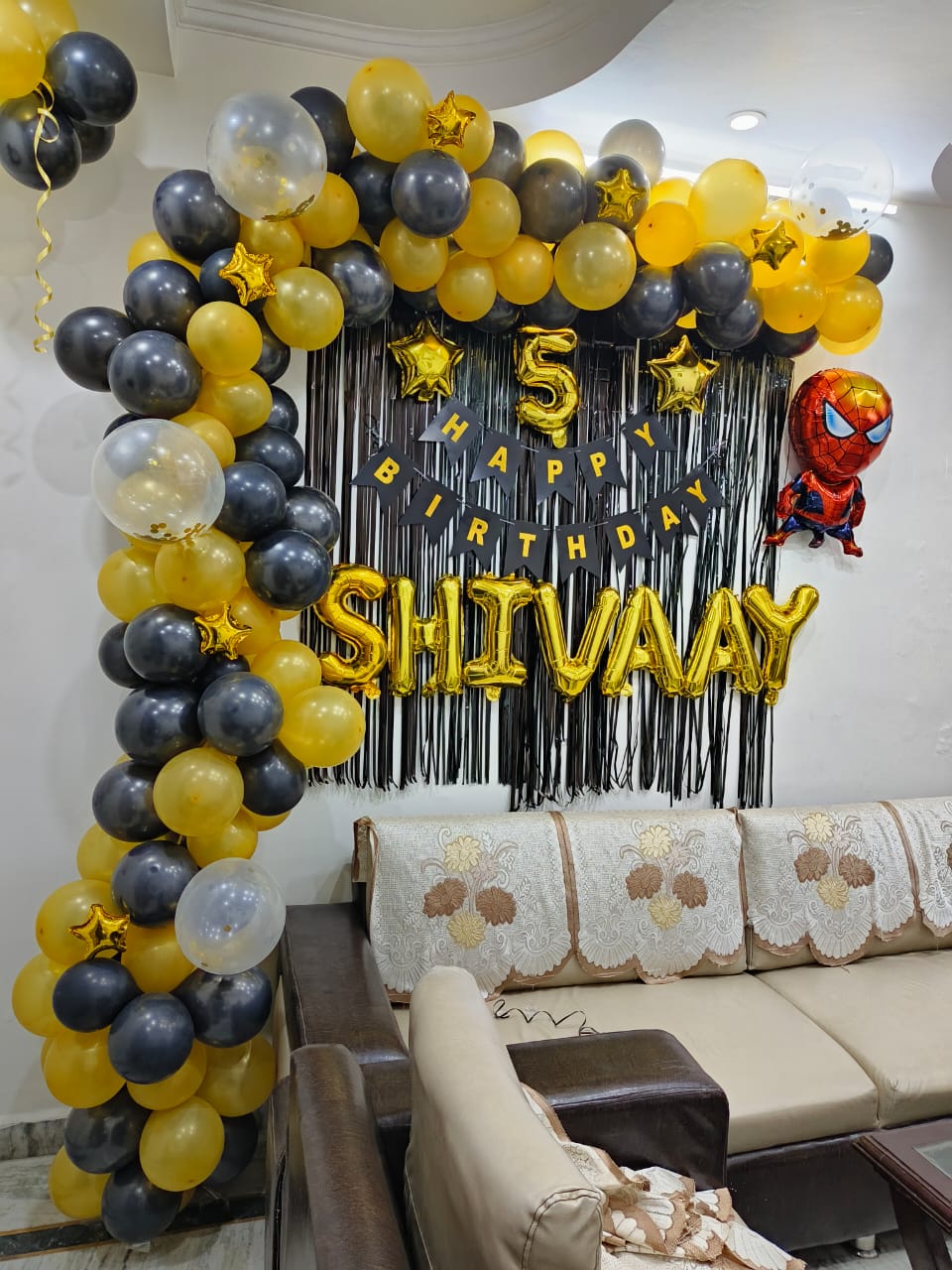 Deva Balloon & Decor