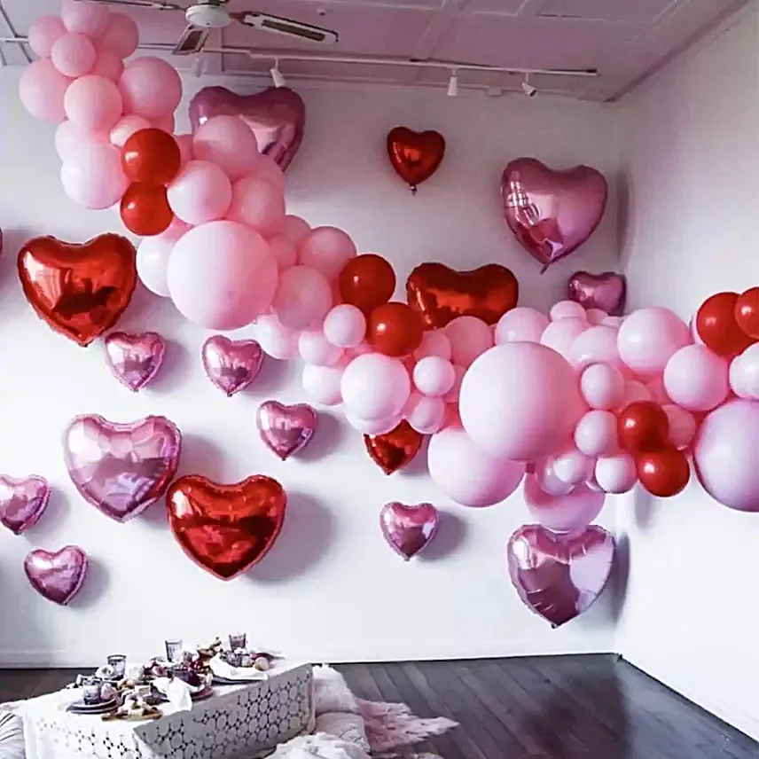 Deva Balloon & Decor