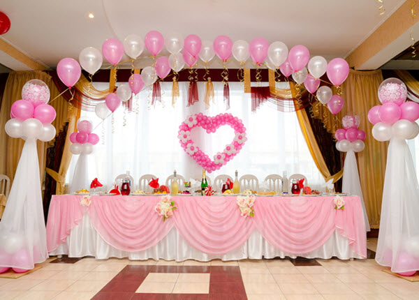Deva Balloon & Decor
